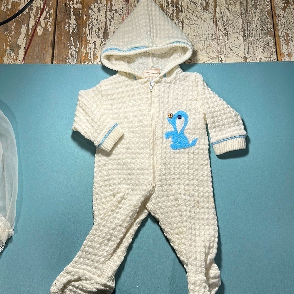 🍄Newborn,, vintage baby boy  sleepers with hood